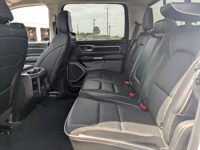2022 RAM 1500 Laramie Crew Cab 4x4 5'7' Box