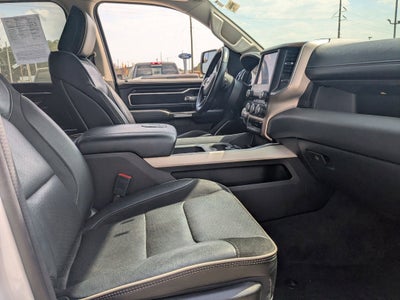 2022 RAM 1500 Laramie Crew Cab 4x4 5'7' Box