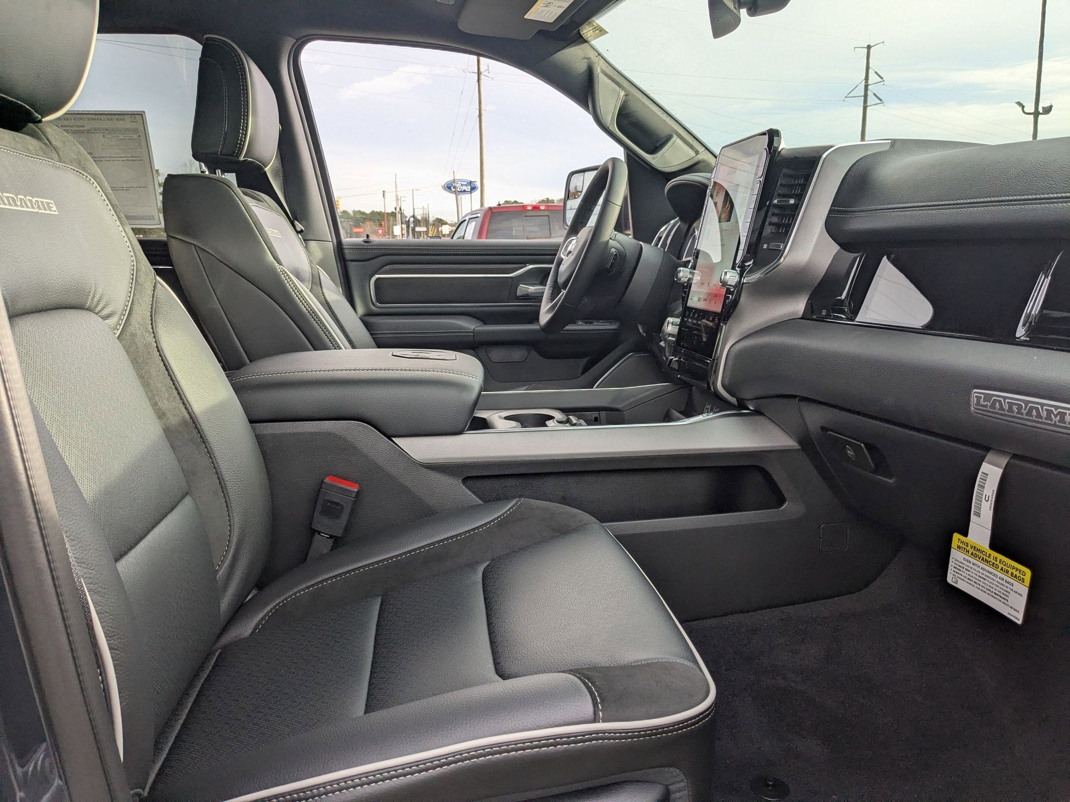 2026 RAM 1500 RAM 1500 LARAMIE CREW CAB 4X4 5'7' BOX