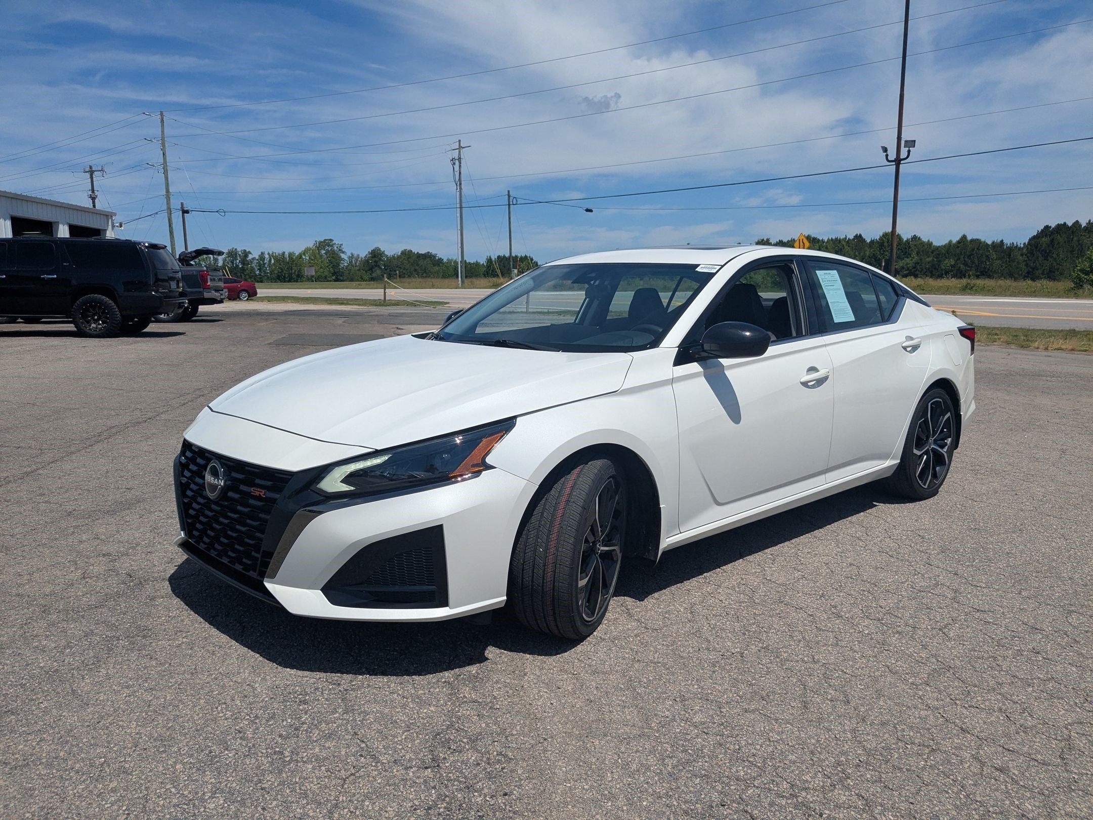 2024 Nissan Altima SR FWD