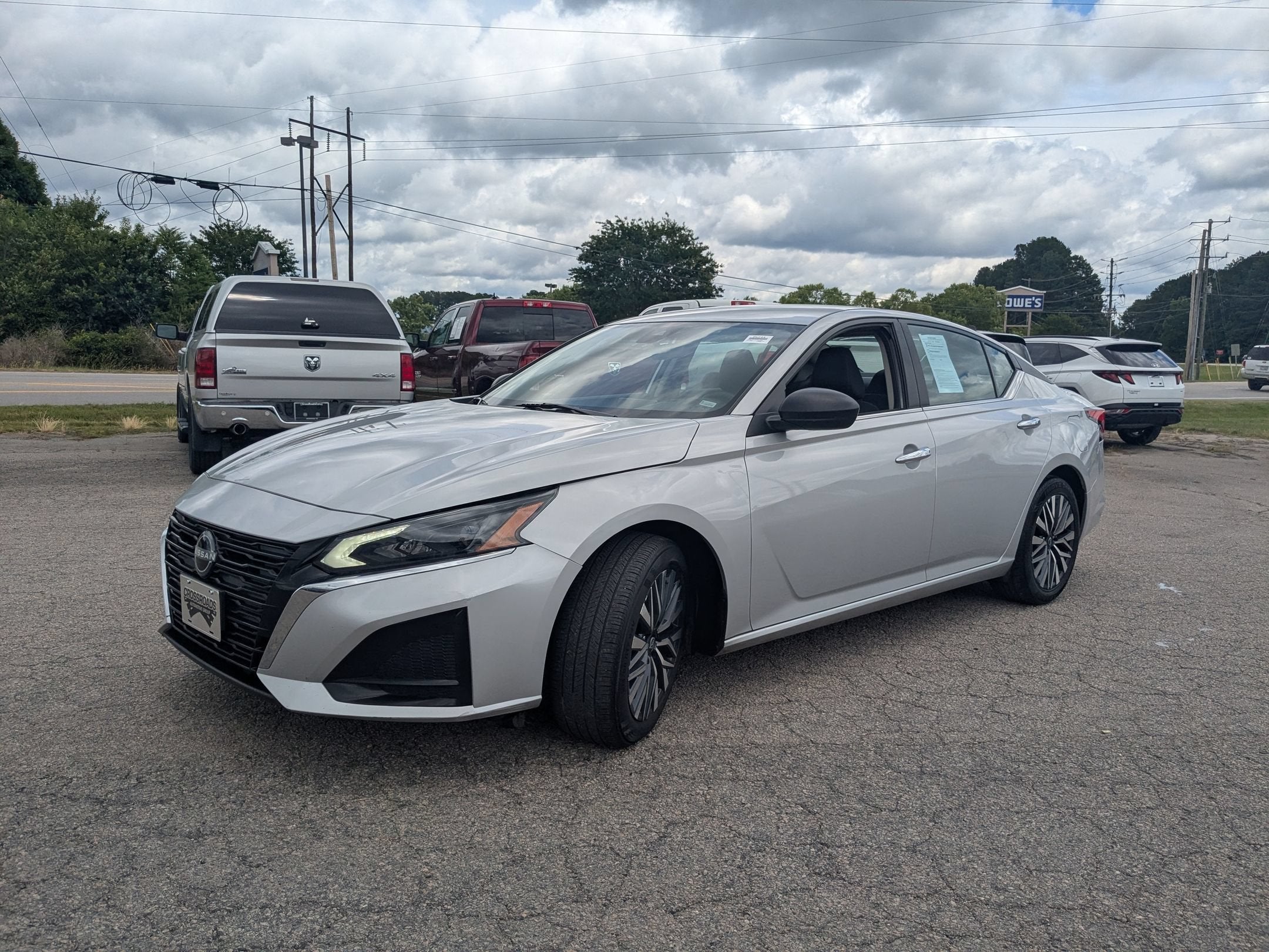 2024 Nissan Altima SV FWD
