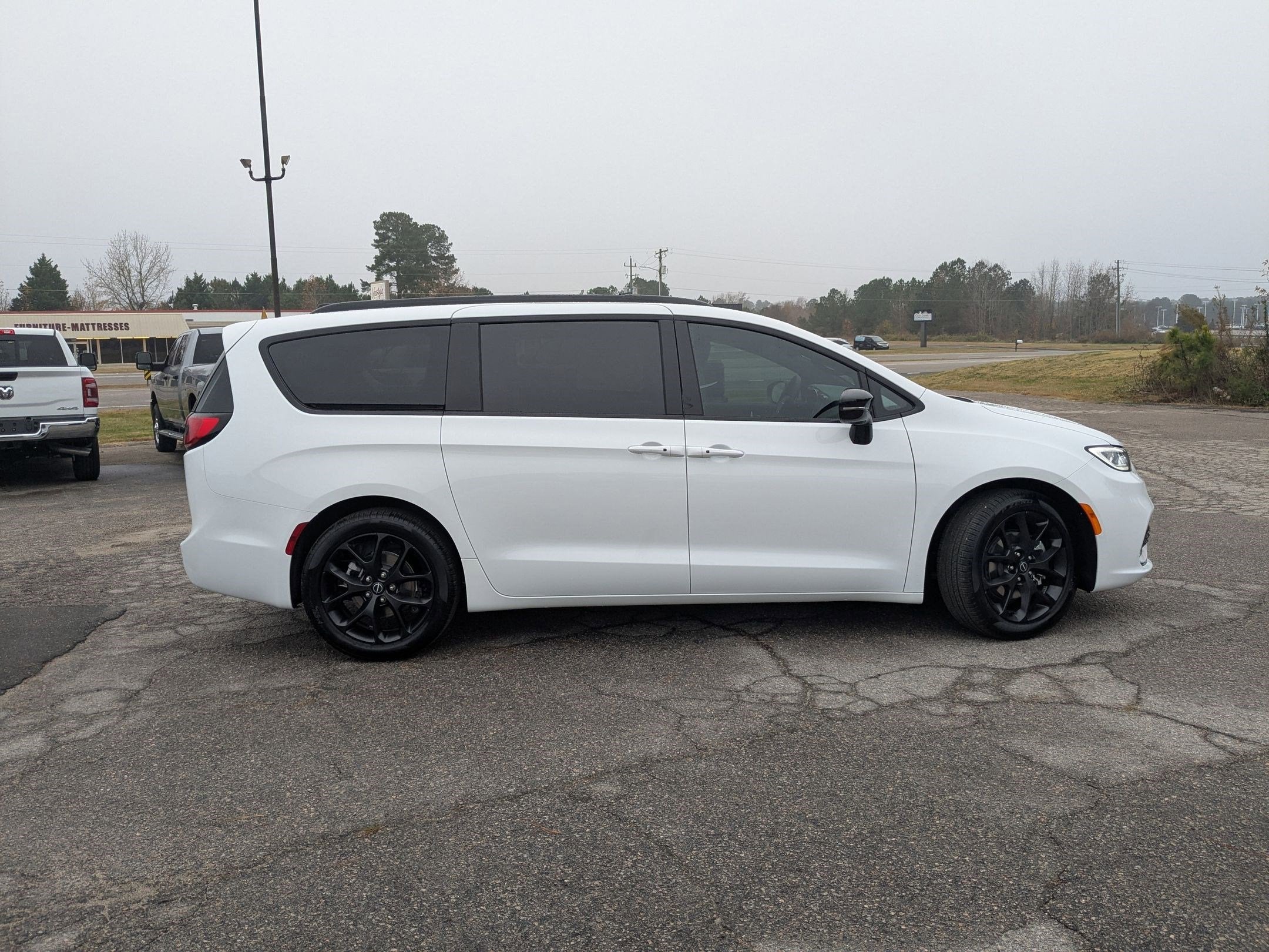 2026 Chrysler Pacifica PACIFICA SELECT