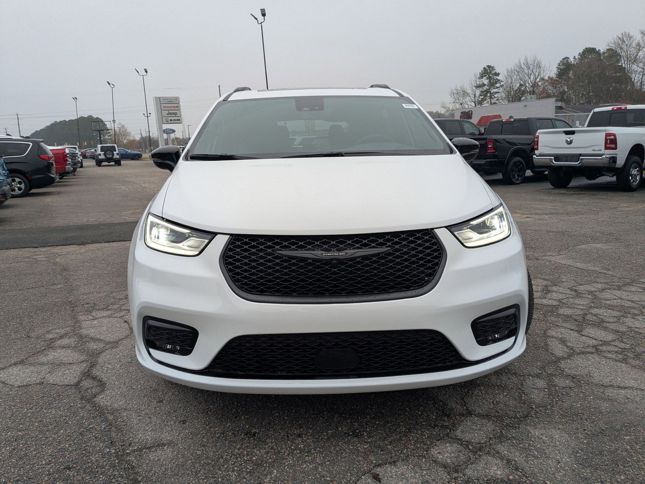 2026 Chrysler Pacifica PACIFICA SELECT