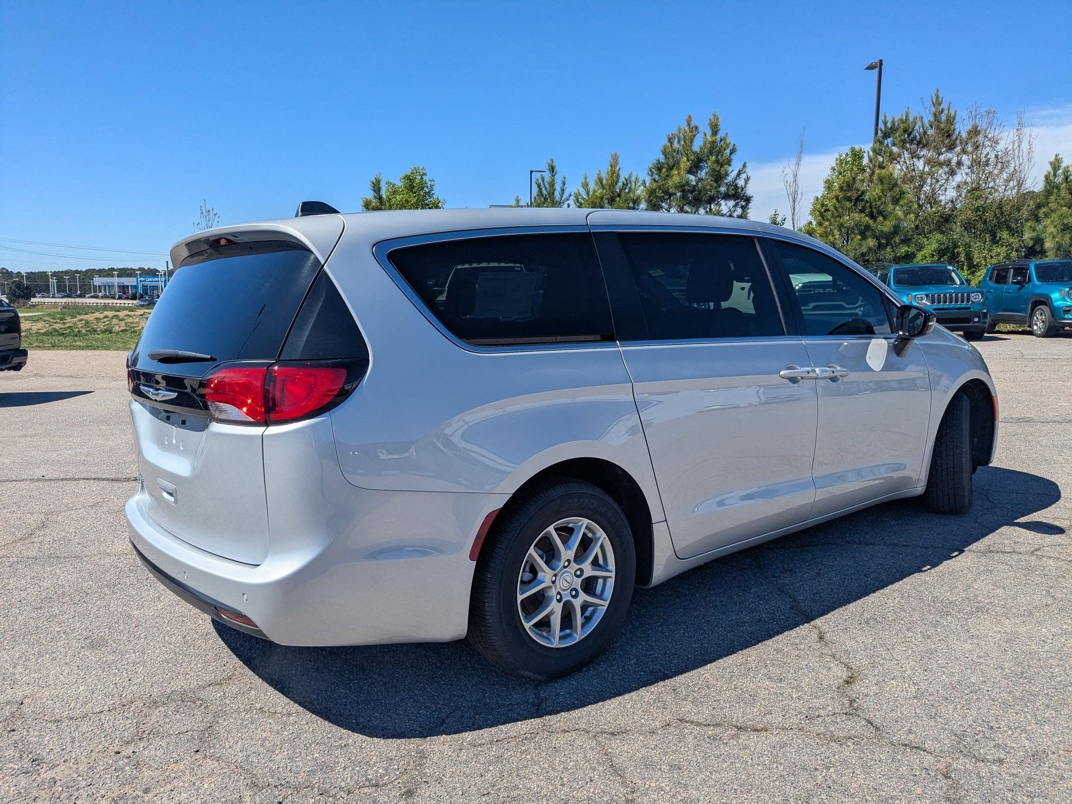 2026 Chrysler Voyager VOYAGER LX