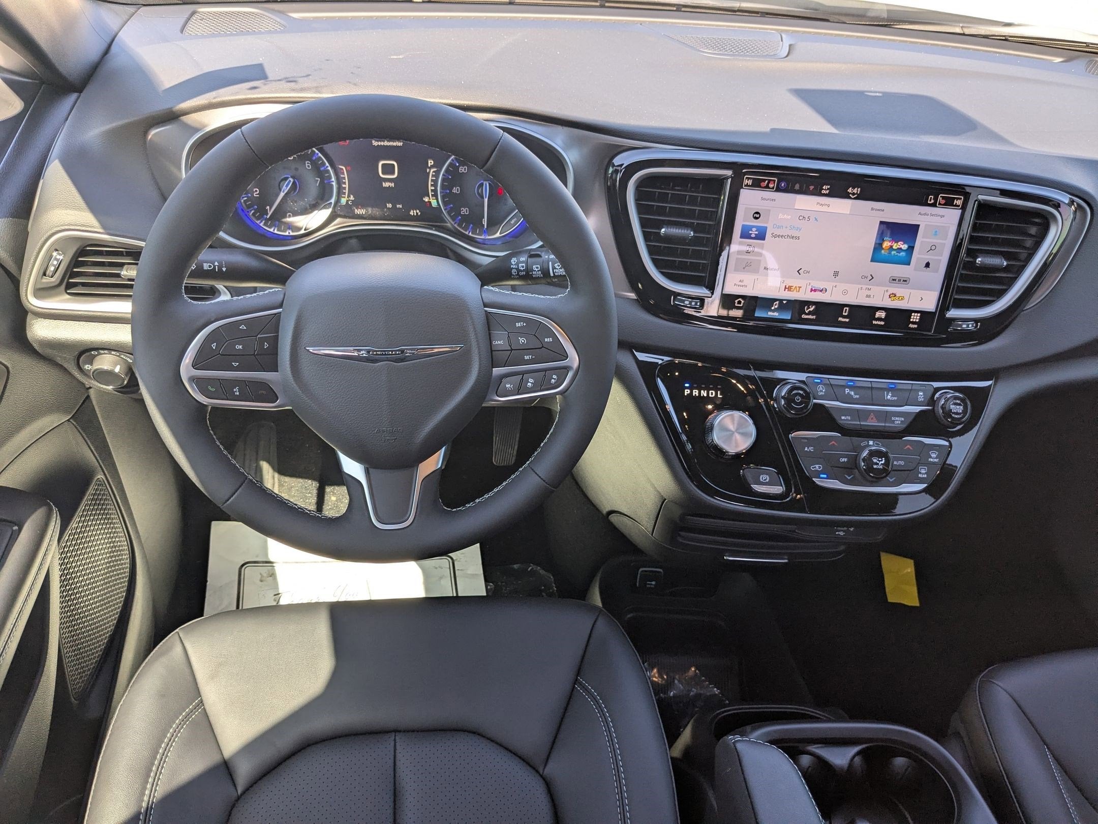 2026 Chrysler Voyager VOYAGER LX