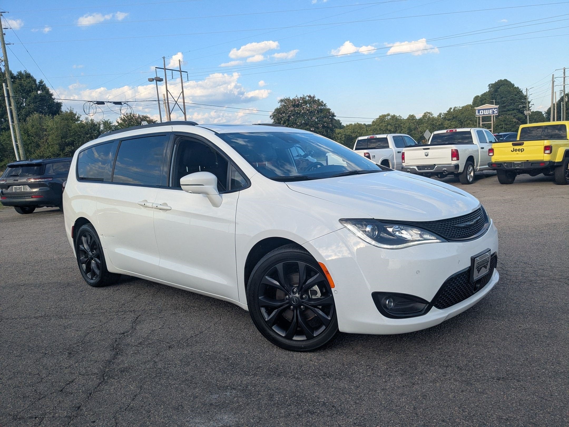 2020 Chrysler Pacifica 35th Anniversary Limited