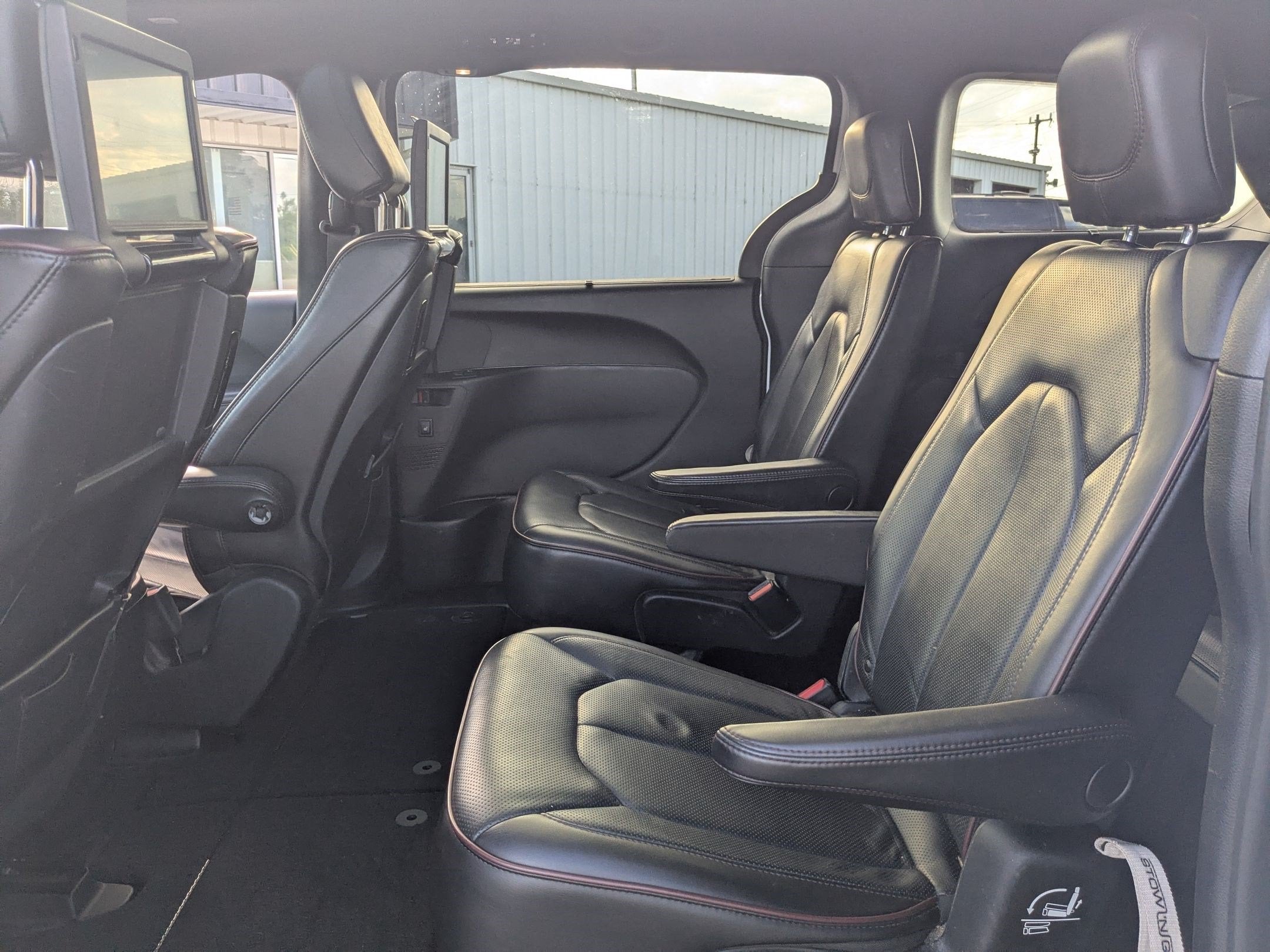 2020 Chrysler Pacifica 35th Anniversary Limited