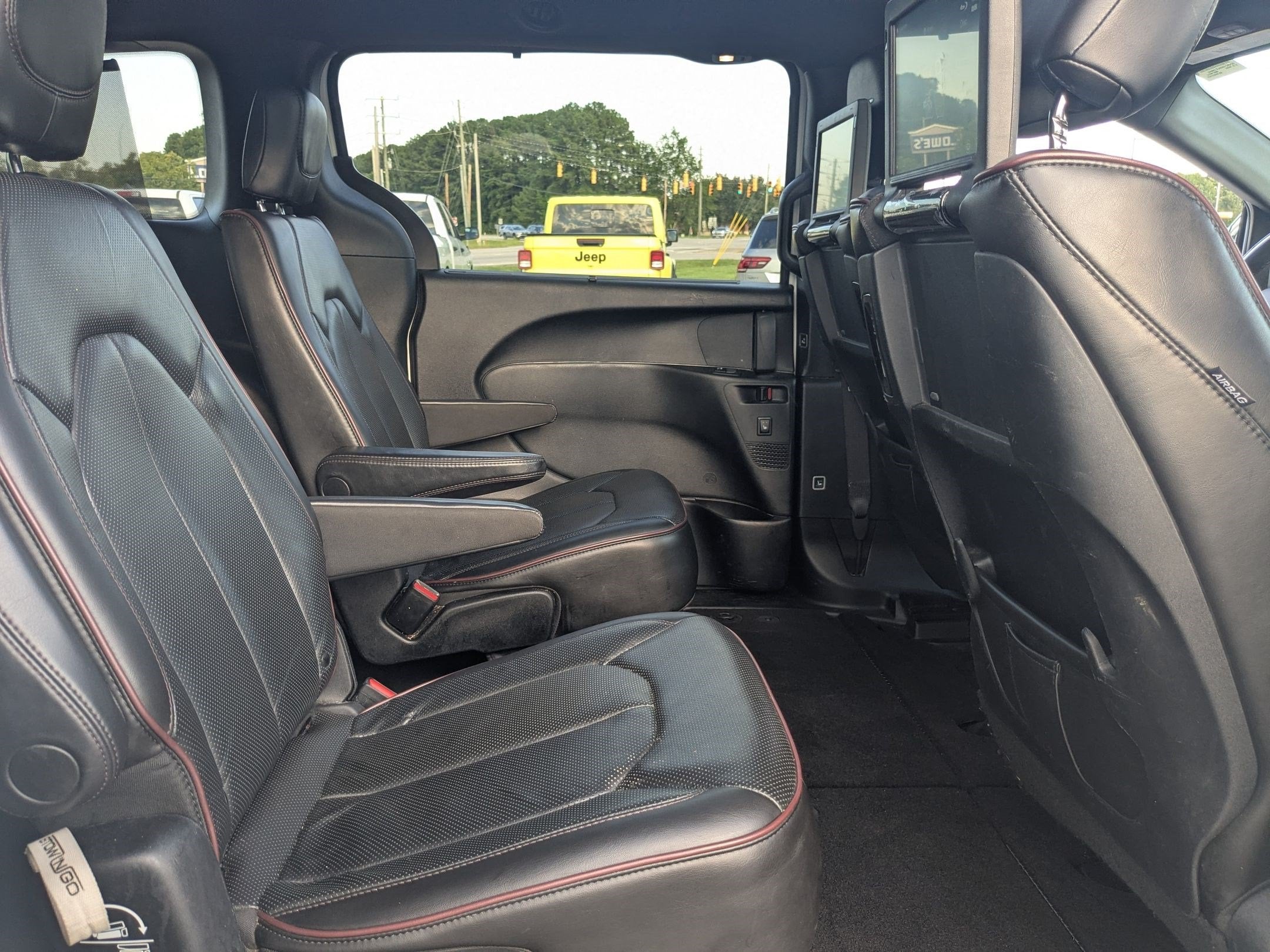 2020 Chrysler Pacifica 35th Anniversary Limited