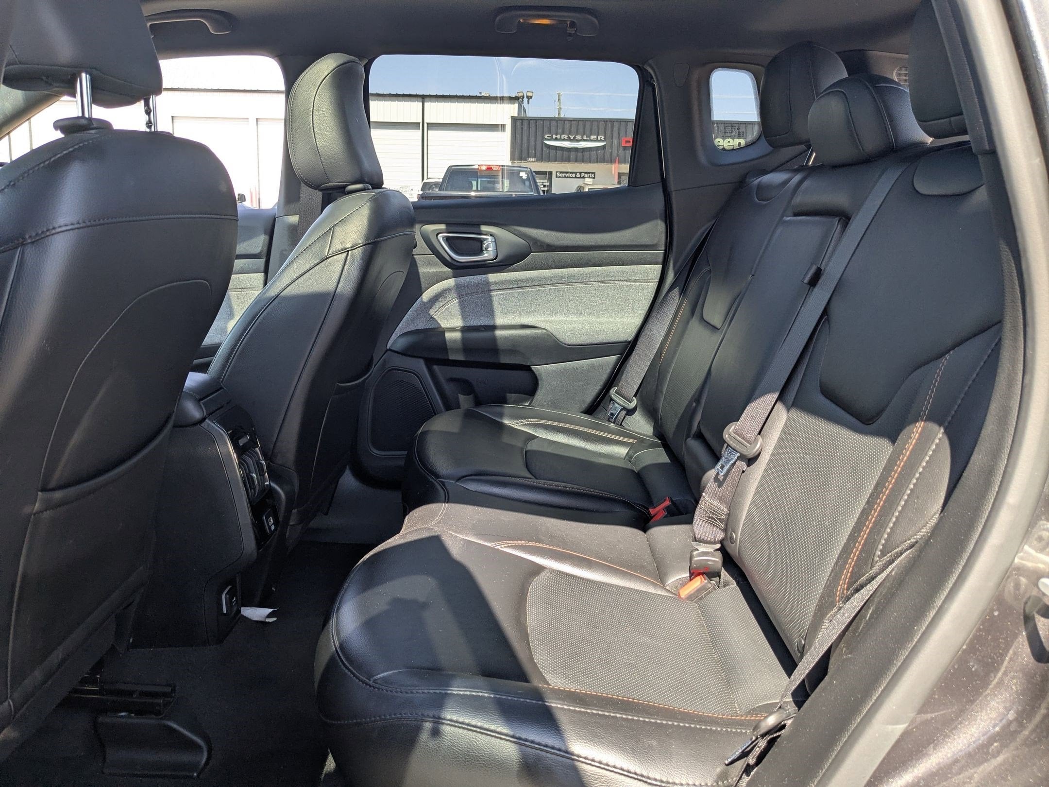 2023 Jeep Compass Latitude Lux FWD