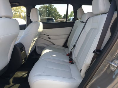 2027 Jeep Cherokee CHEROKEE LAREDO 4X4