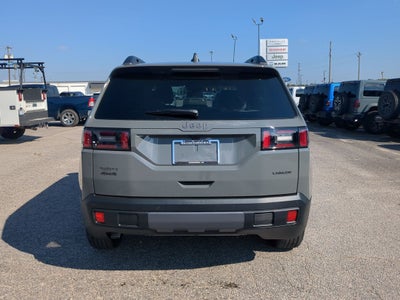 2027 Jeep Cherokee CHEROKEE LAREDO 4X4