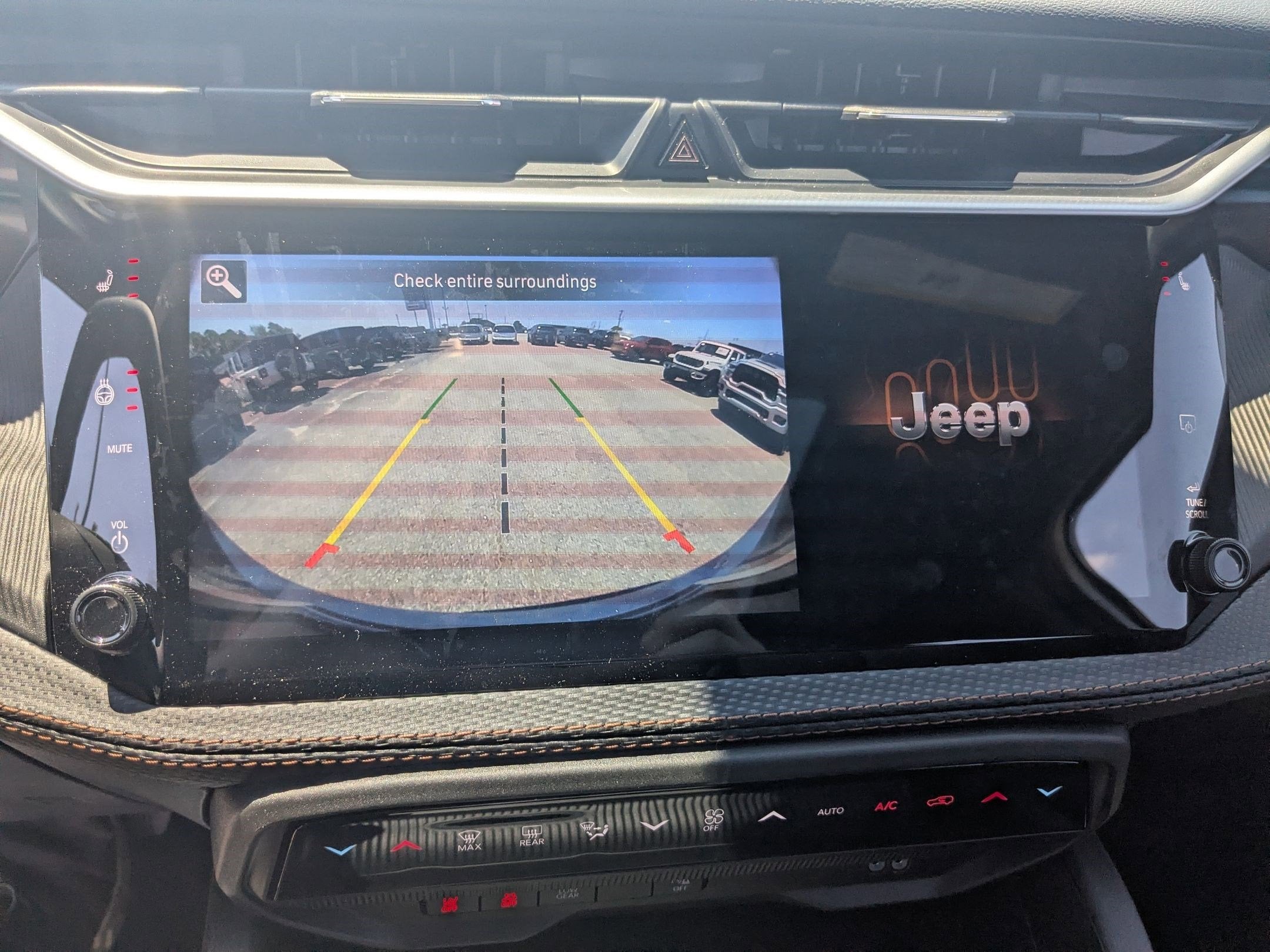2026 Jeep Cherokee CHEROKEE OVERLAND 4X4