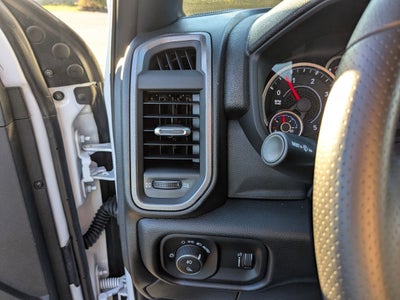 2026 RAM 2500 RAM 2500 TRADESMAN CREW CAB 4X4 6'4' BOX