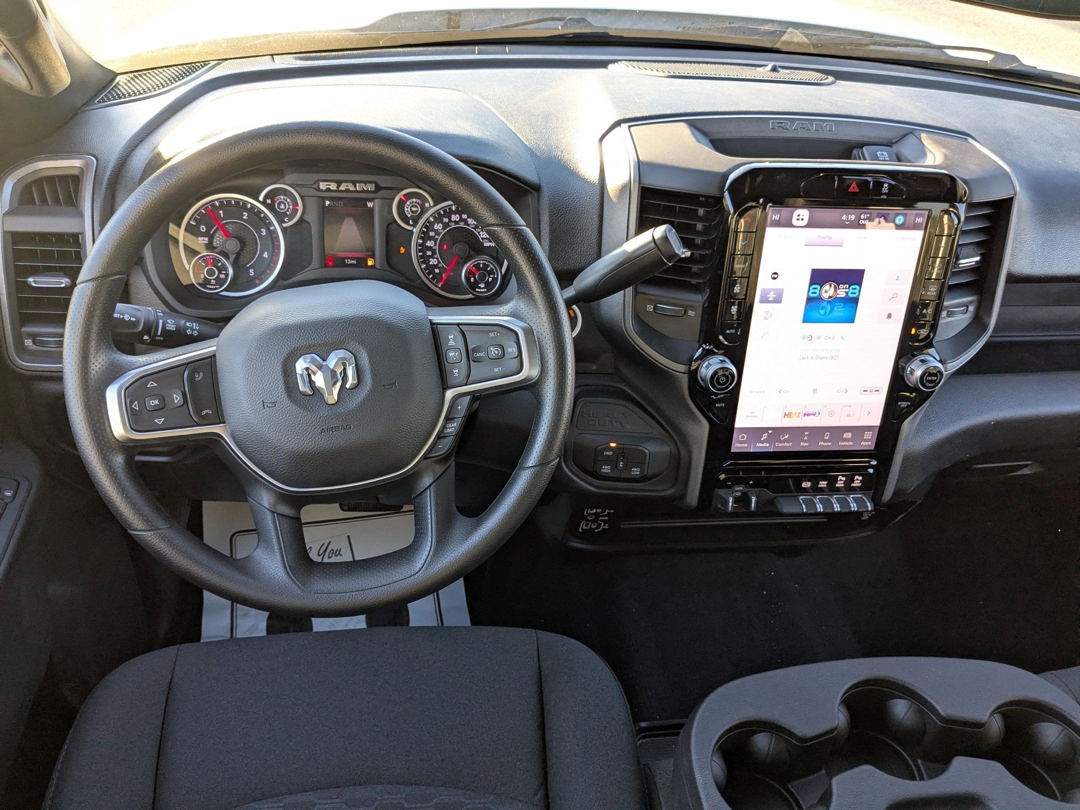 2026 RAM 2500 RAM 2500 TRADESMAN CREW CAB 4X4 6'4' BOX