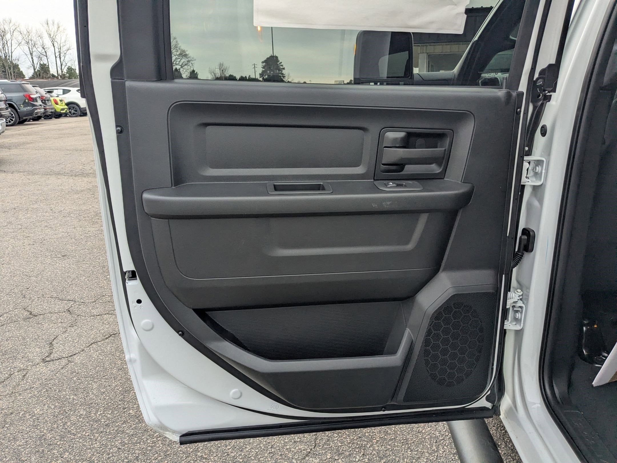 2026 RAM 3500 RAM 3500 TRADESMAN CREW CAB 4X4 8' BOX