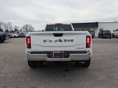 2026 RAM 3500 RAM 3500 TRADESMAN CREW CAB 4X4 8' BOX