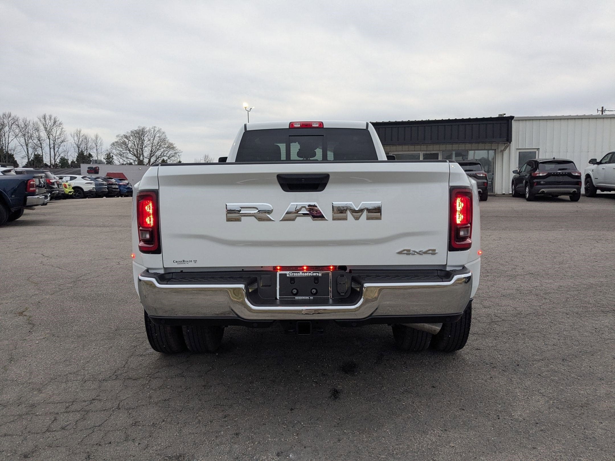2026 RAM 3500 RAM 3500 TRADESMAN CREW CAB 4X4 8' BOX