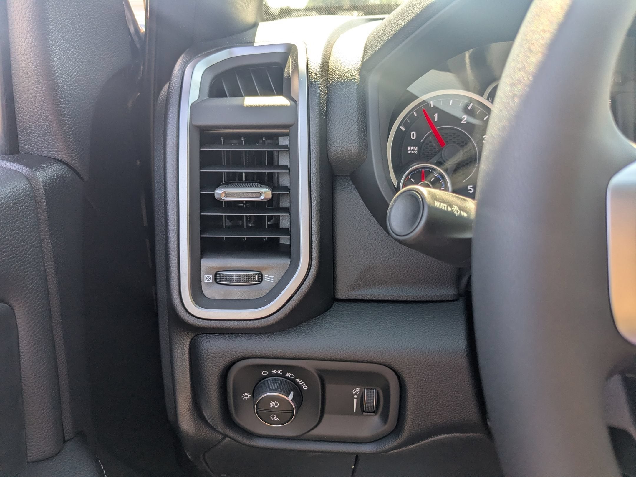 2026 RAM 3500 RAM 3500 BIG HORN CREW CAB 4X4 8' BOX