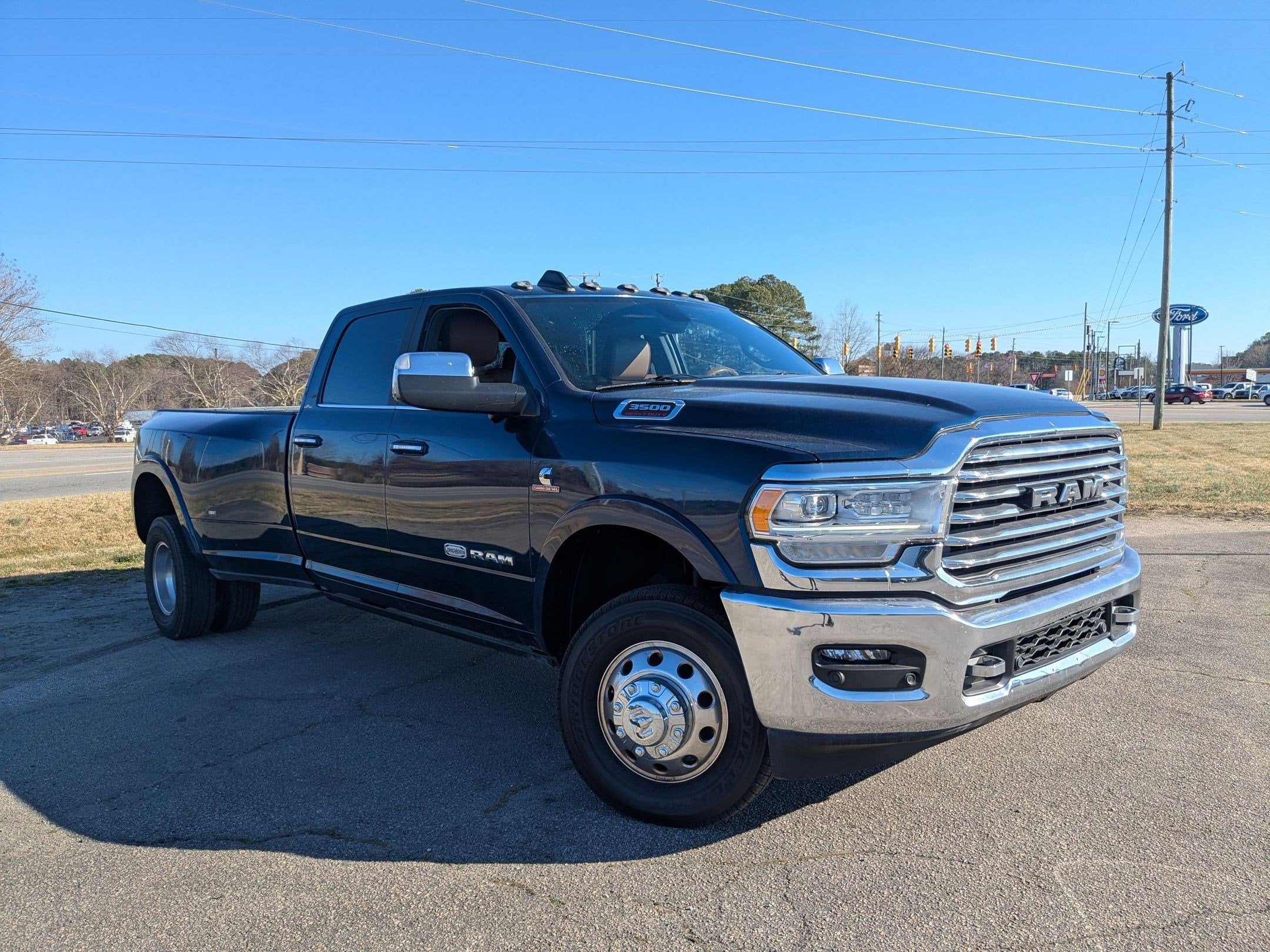 2022 RAM 3500 Limited Longhorn Crew Cab 4x4 8' Box