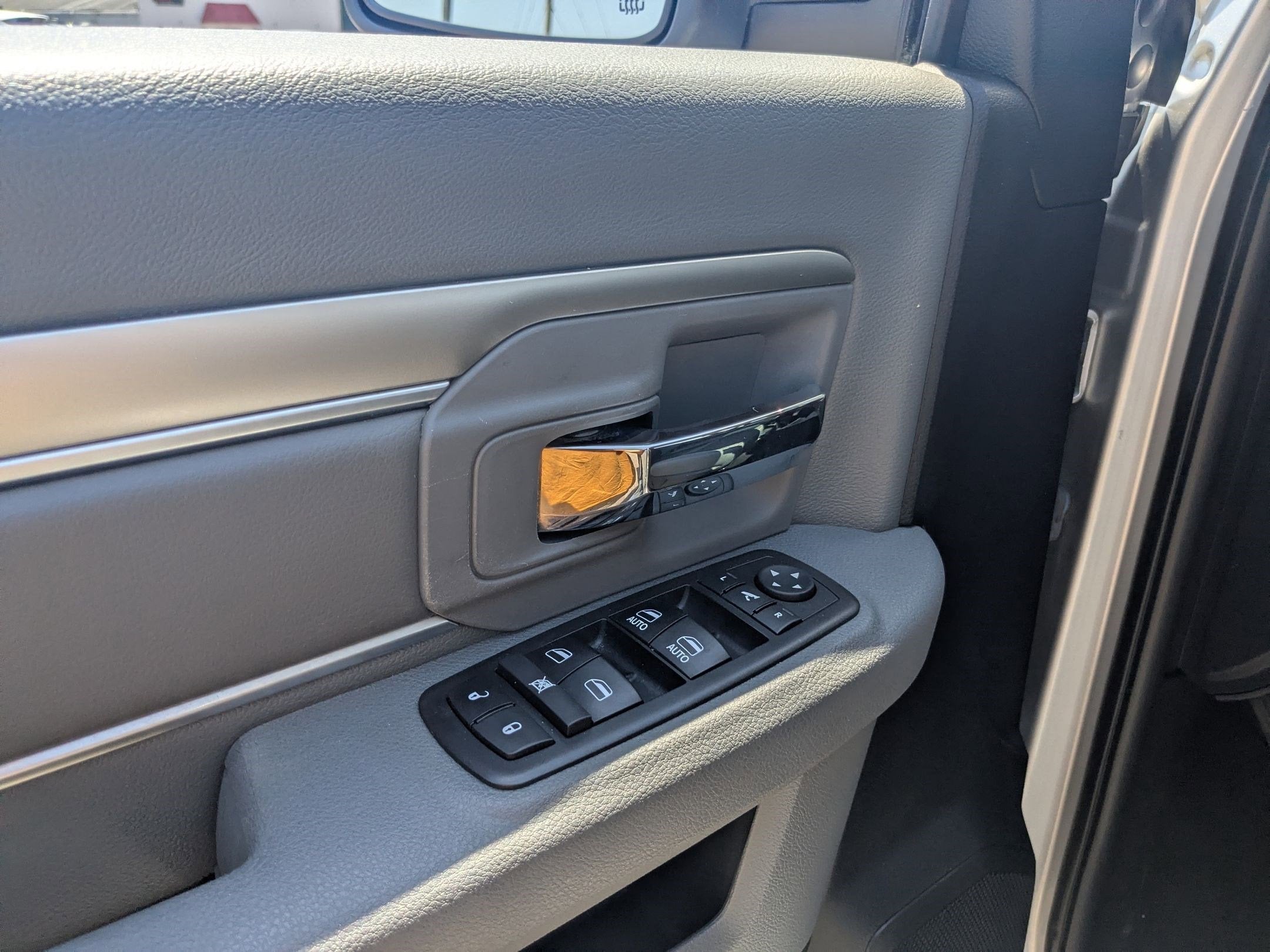 2018 RAM 1500 Big Horn Crew Cab 4x4 5'7' Box