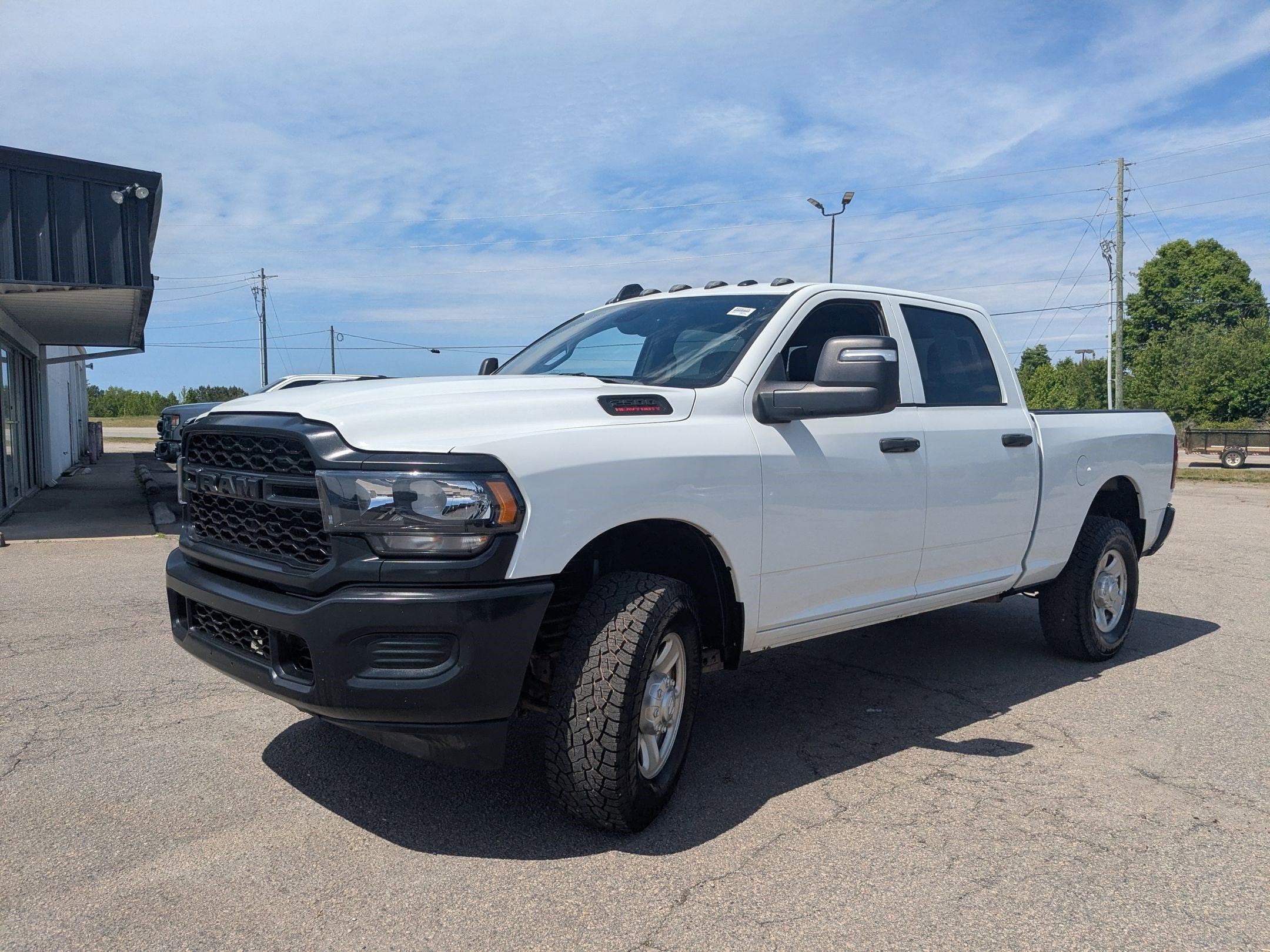 2023 RAM 2500 Tradesman Crew Cab 4x4 6'4' Box