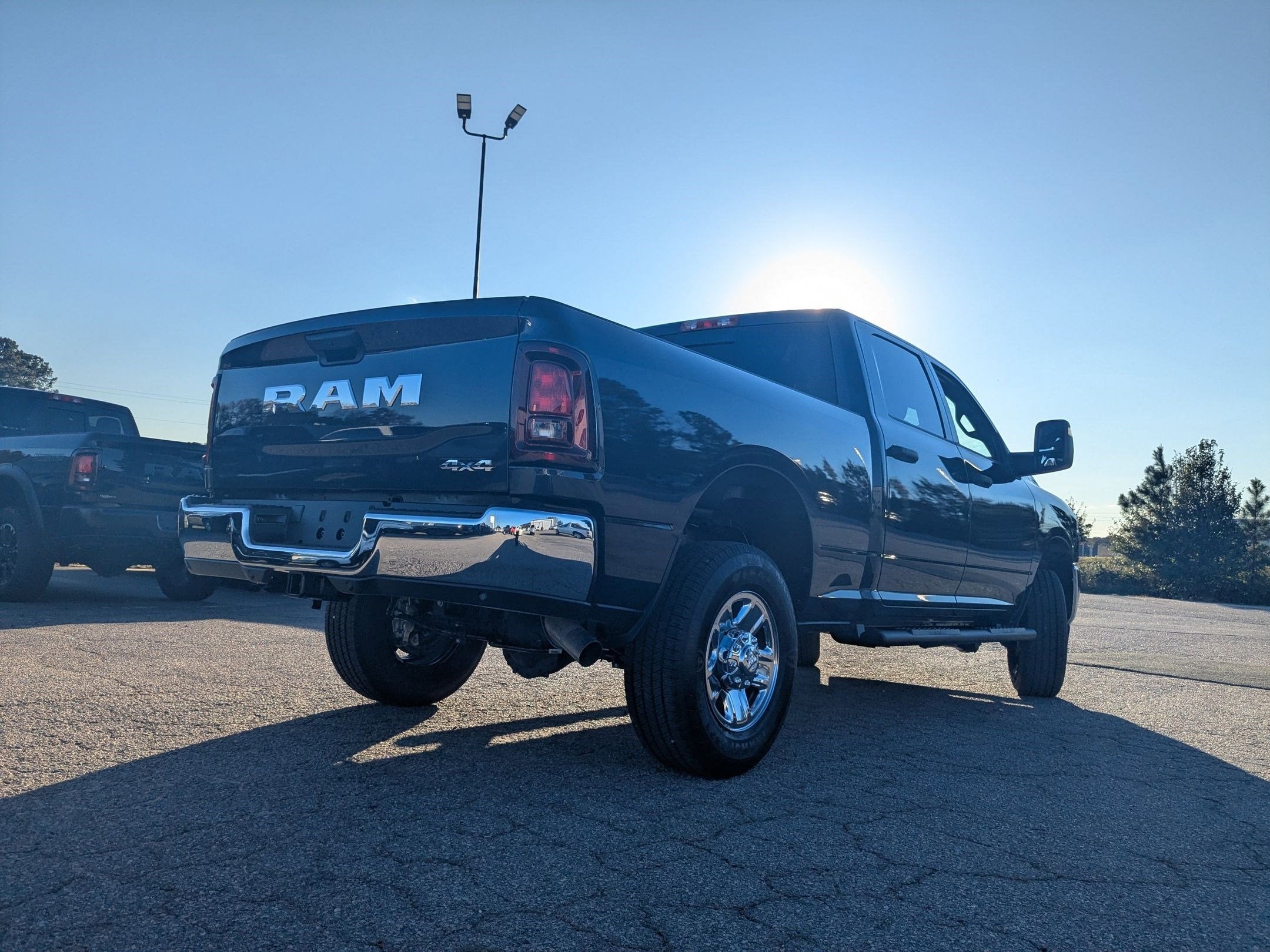 2026 RAM 2500 RAM 2500 TRADESMAN CREW CAB 4X4 6'4' BOX