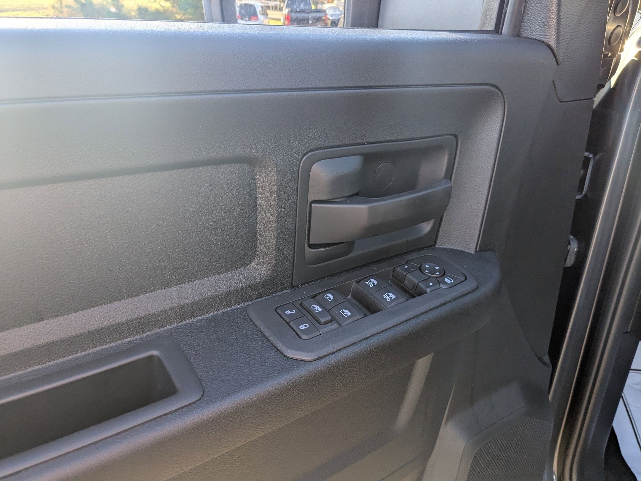 2026 RAM 2500 RAM 2500 TRADESMAN CREW CAB 4X4 6'4' BOX