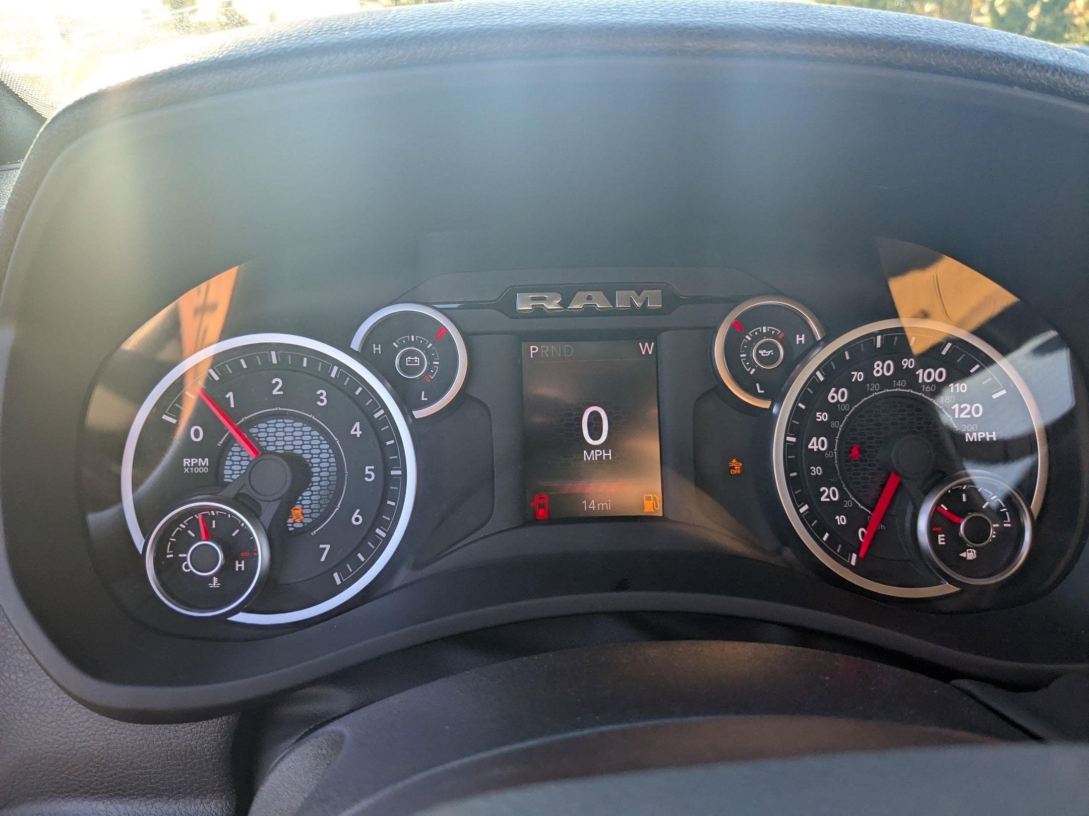 2026 RAM 2500 RAM 2500 TRADESMAN CREW CAB 4X4 6'4' BOX