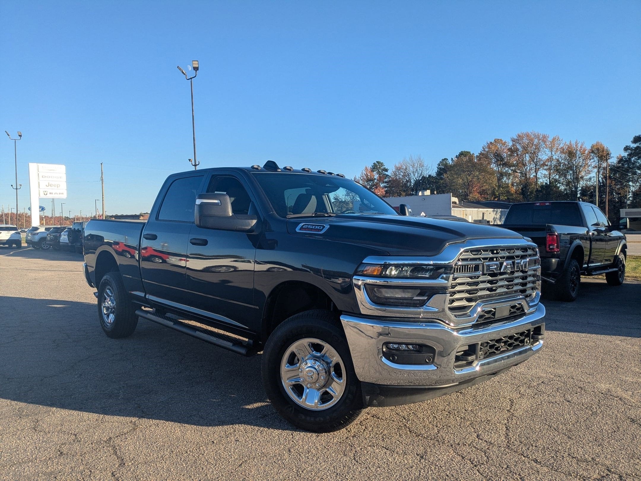 2026 RAM 2500 RAM 2500 TRADESMAN CREW CAB 4X4 6'4' BOX