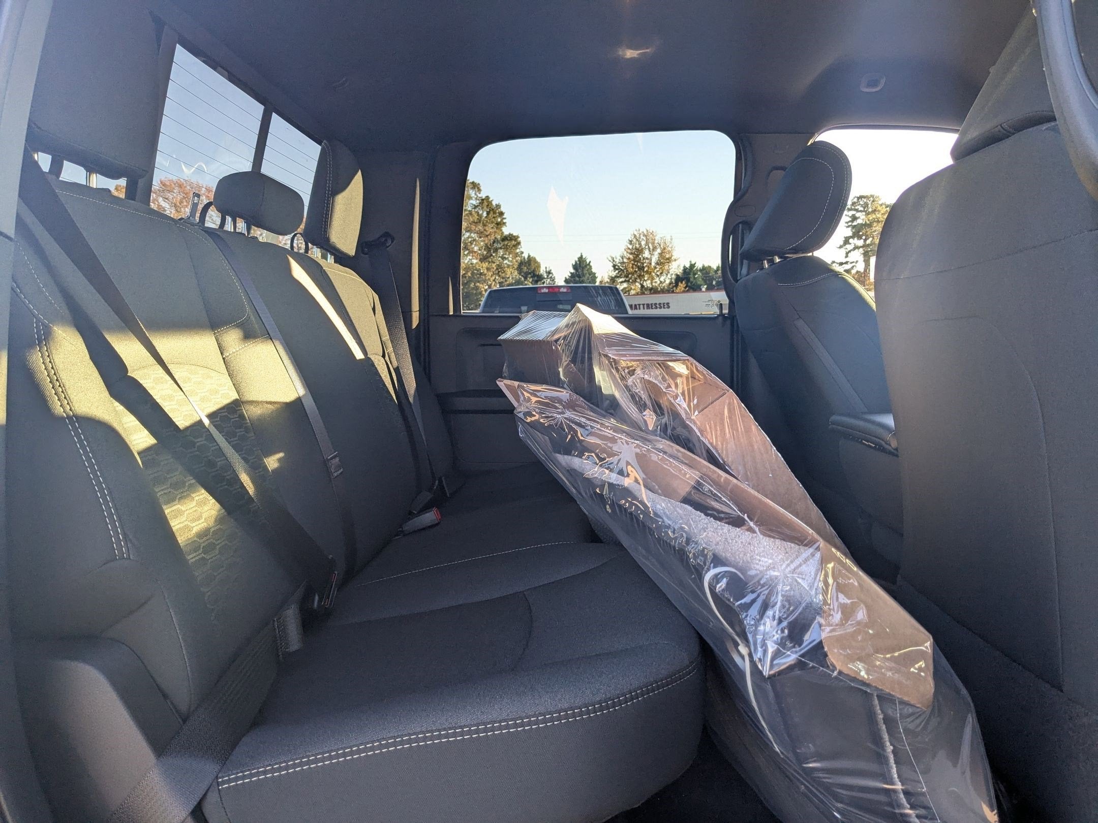 2026 RAM 2500 RAM 2500 TRADESMAN CREW CAB 4X4 6'4' BOX