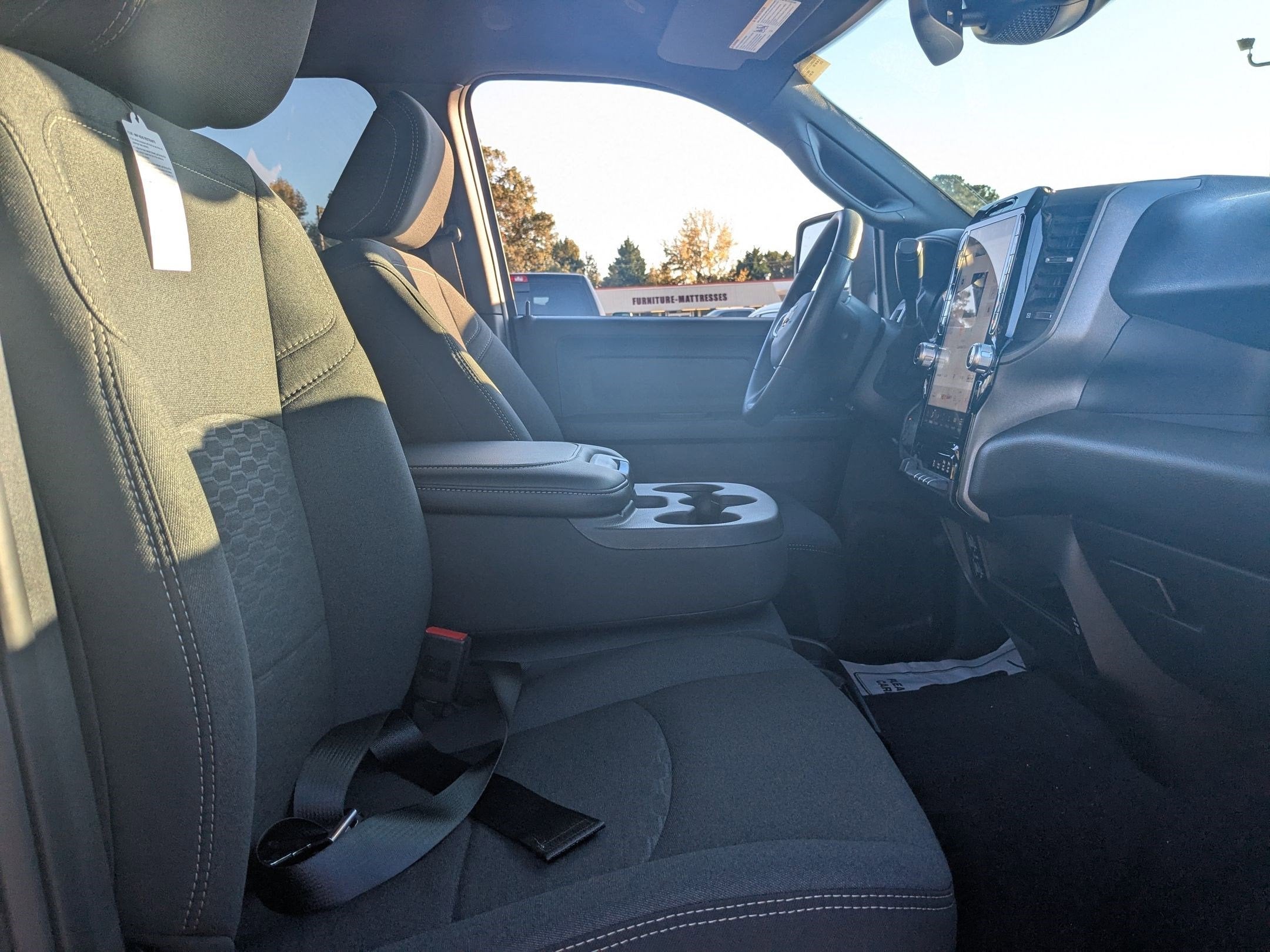 2026 RAM 2500 RAM 2500 TRADESMAN CREW CAB 4X4 6'4' BOX