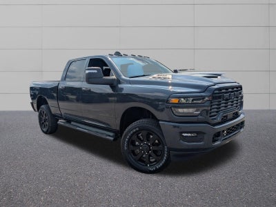 2026 RAM 2500 RAM 2500 BLACK EXPRESS CREW CAB 4X4 6'4' BOX