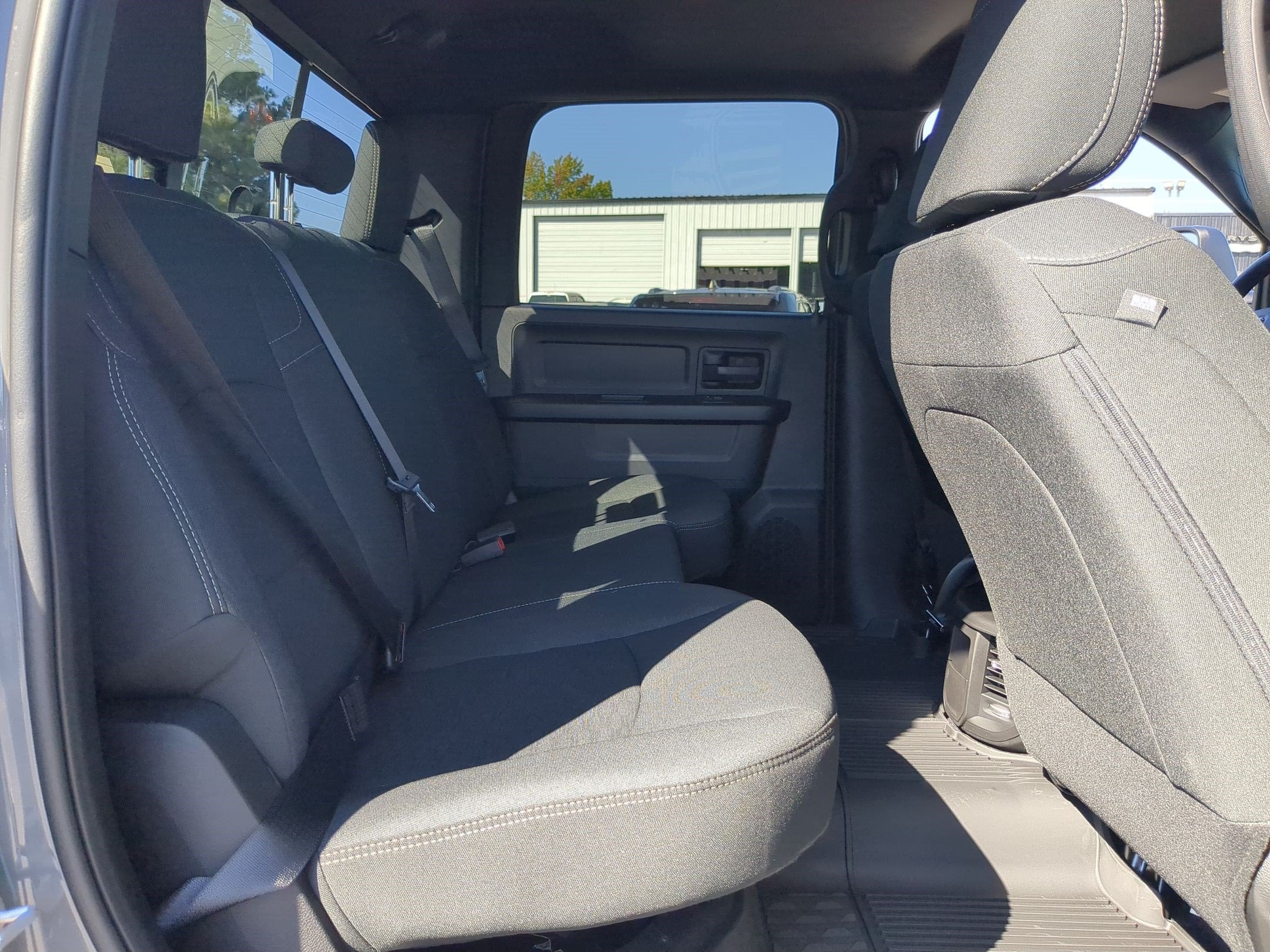 2027 RAM 2500 RAM 2500 WARLOCK CREW CAB 4X4 6'4' BOX