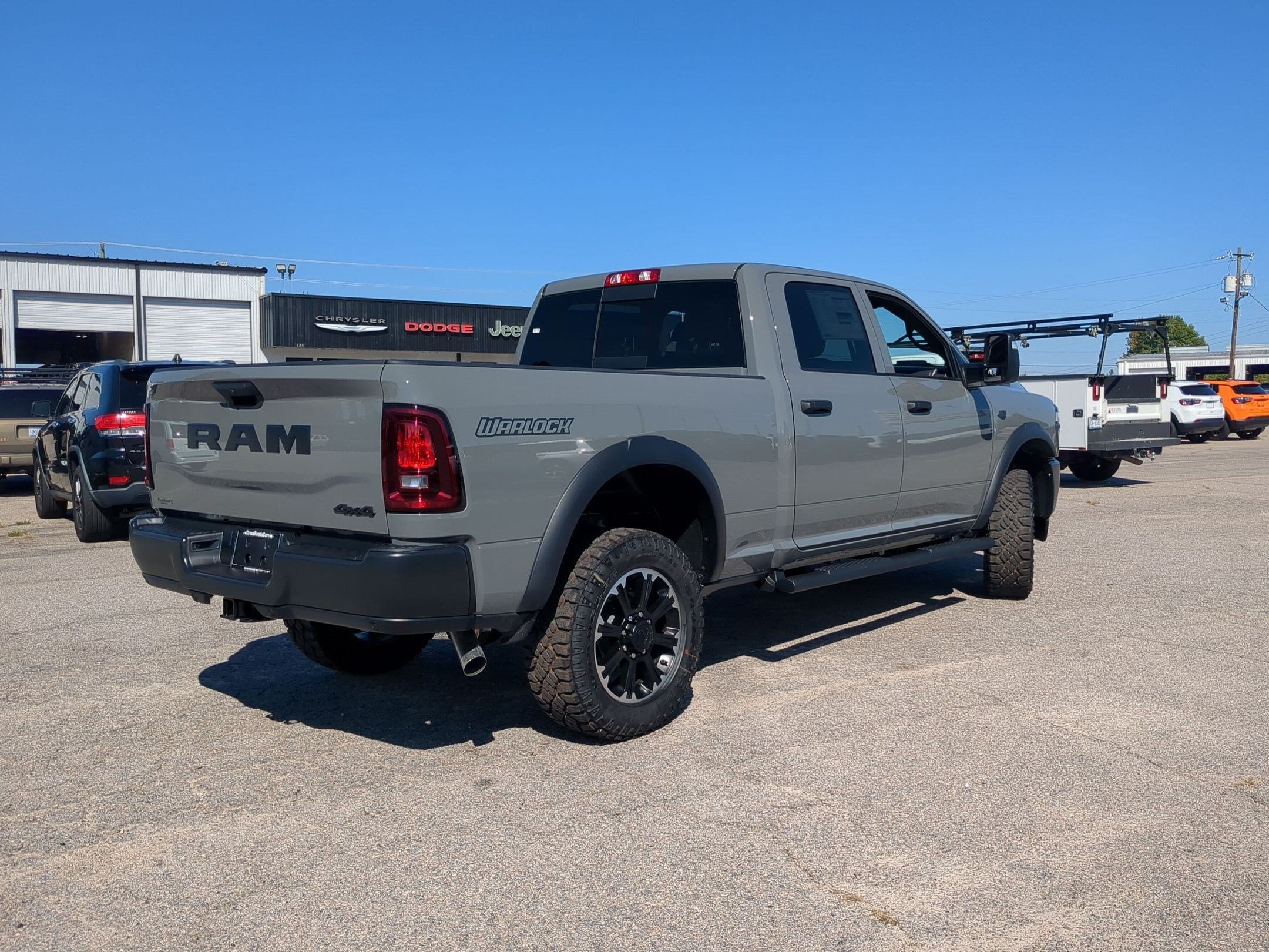 2027 RAM 2500 RAM 2500 WARLOCK CREW CAB 4X4 6'4' BOX