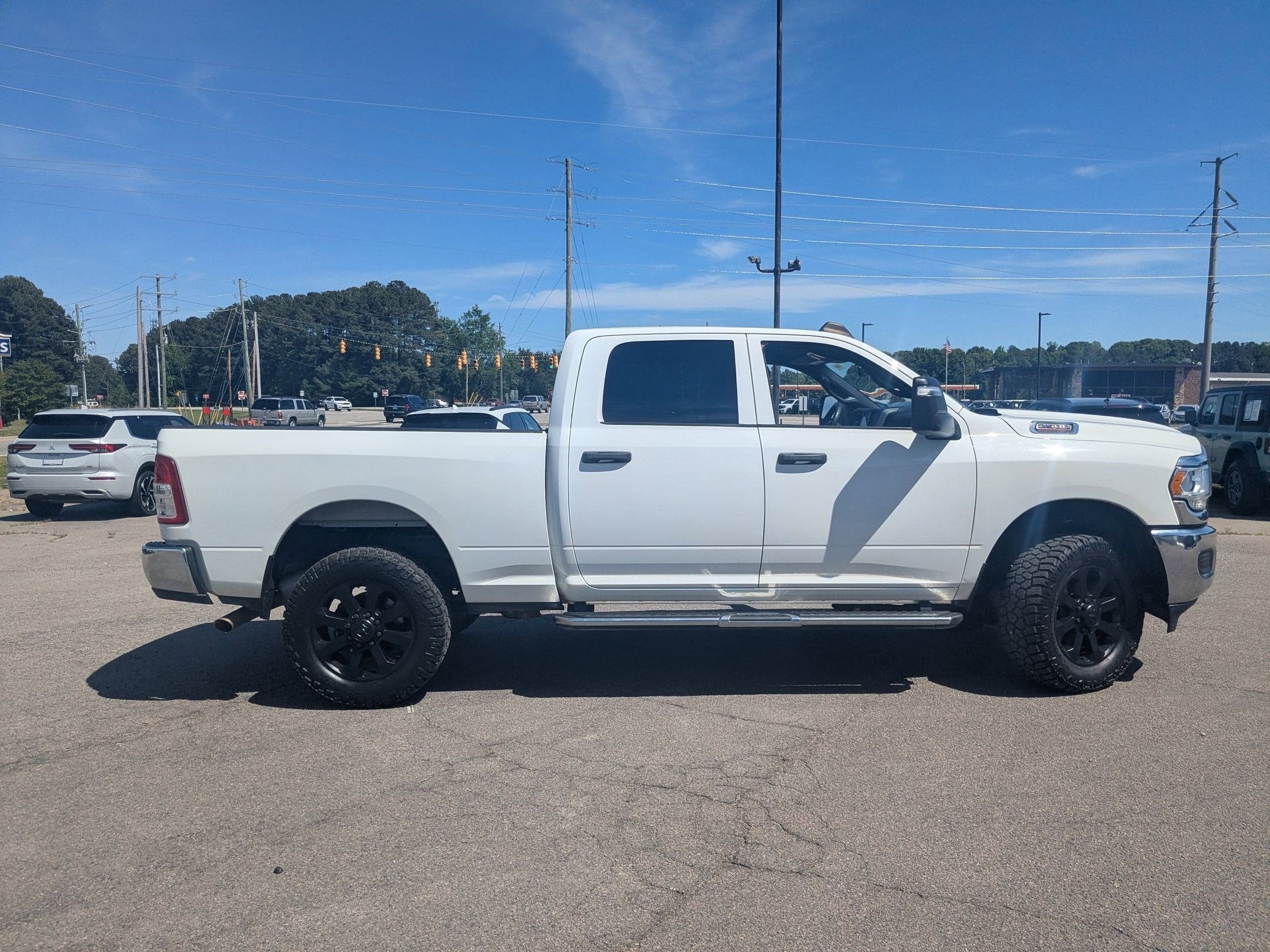 2024 RAM 2500 Tradesman Crew Cab 4x4 6'4' Box