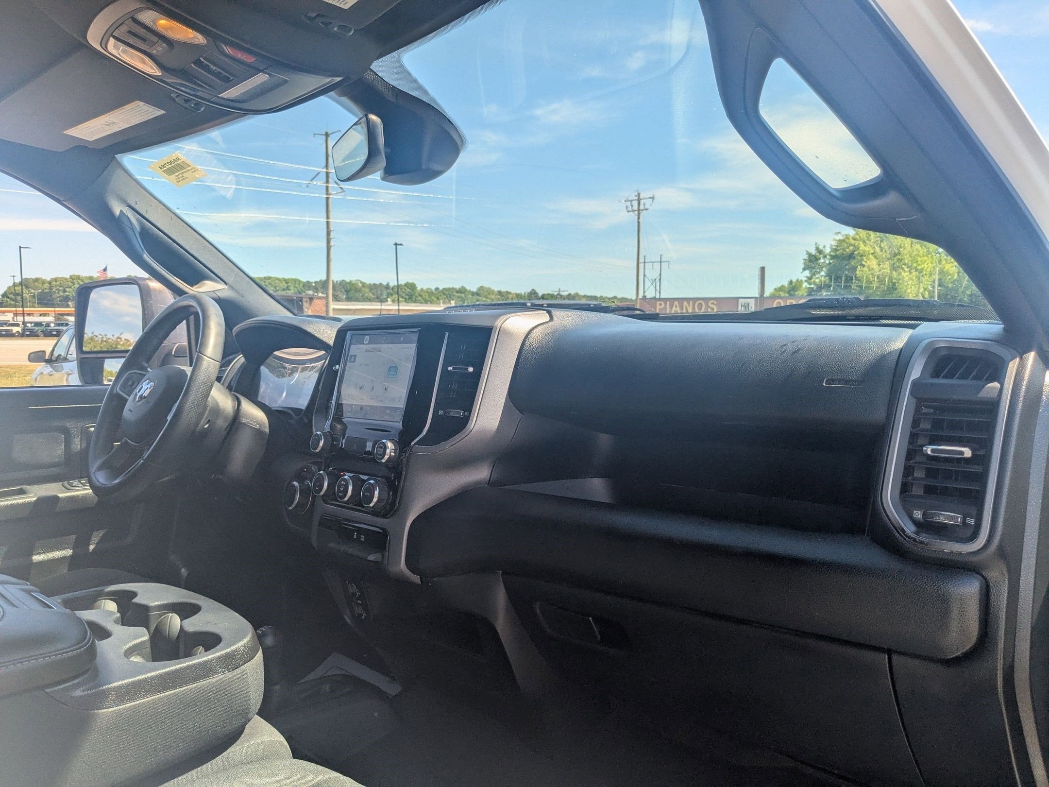 2024 RAM 2500 Tradesman Crew Cab 4x4 6'4' Box