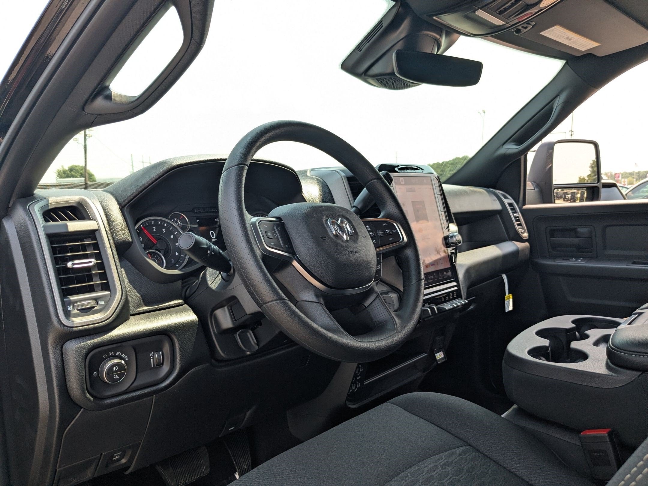 2026 RAM 2500 RAM 2500 TRADESMAN CREW CAB 4X4 6'4' BOX