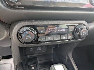 2023 Nissan Kicks SR Xtronic CVT