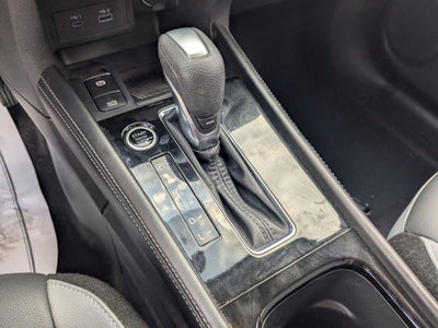 2023 Nissan Kicks SR Xtronic CVT