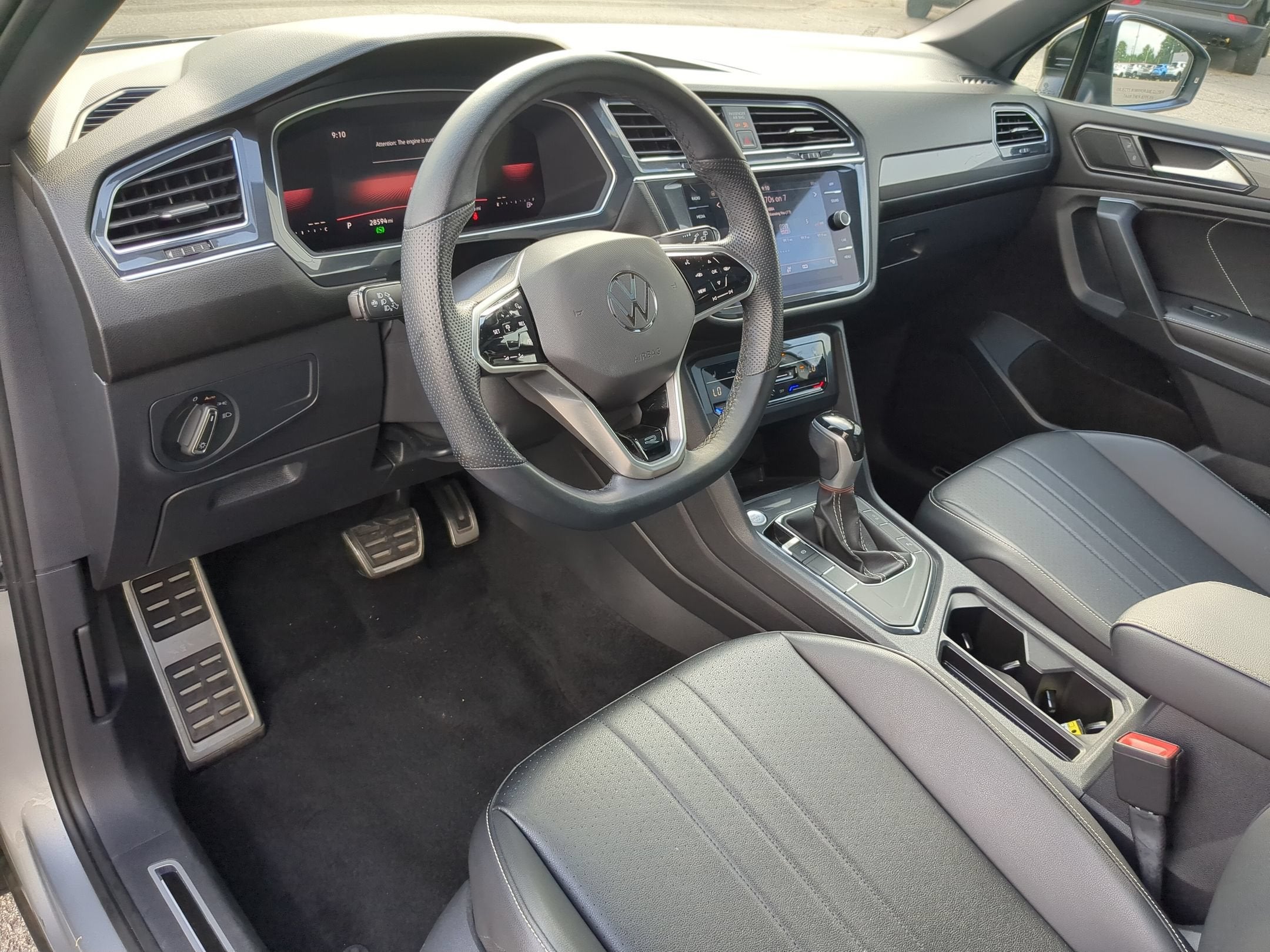 2023 Volkswagen Tiguan 2.0T SE R-Line Black