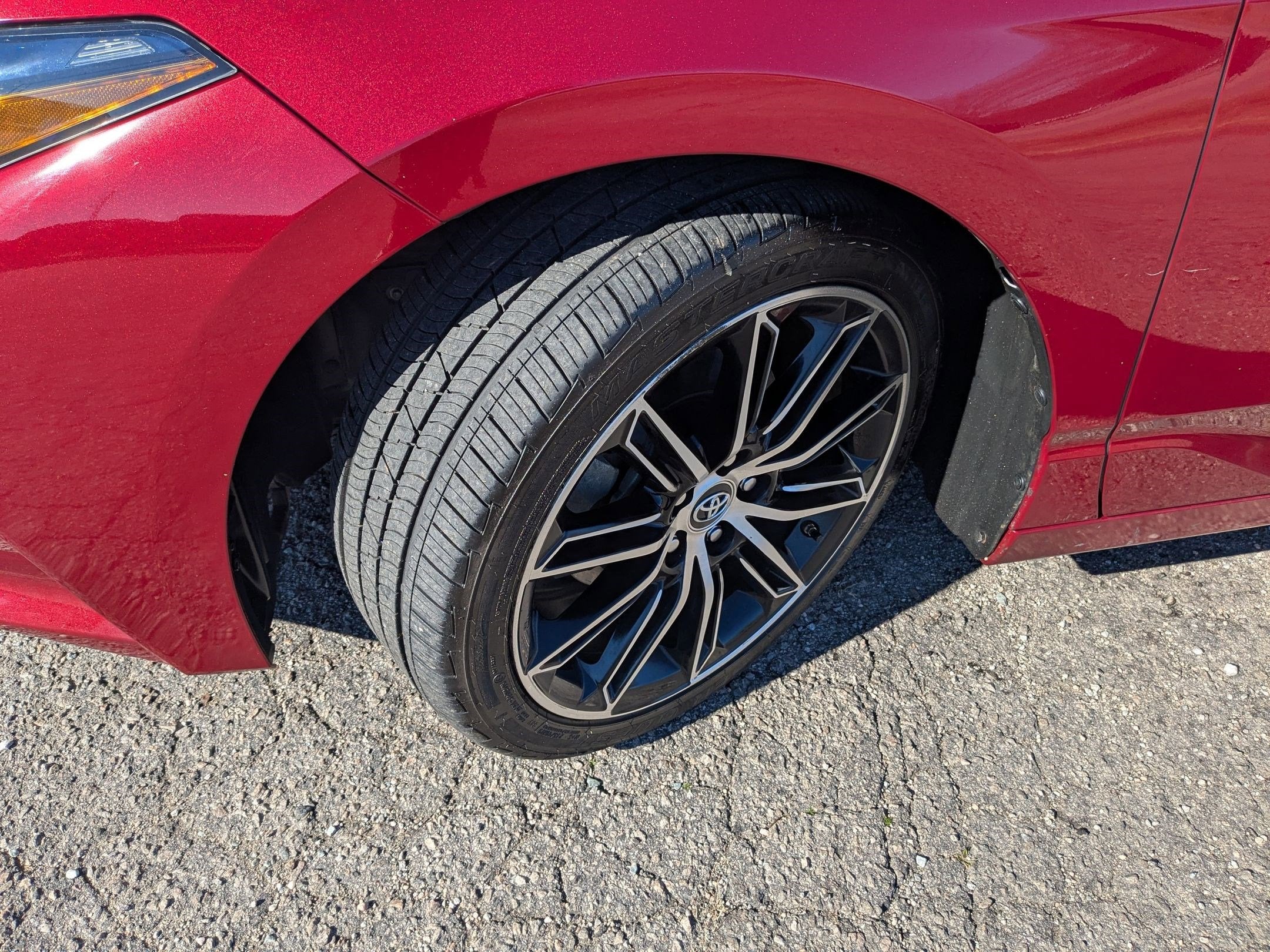 2019 Toyota Avalon XSE