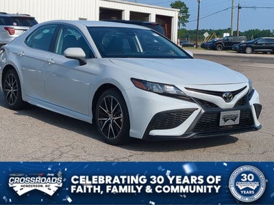 2024 Toyota Camry SE