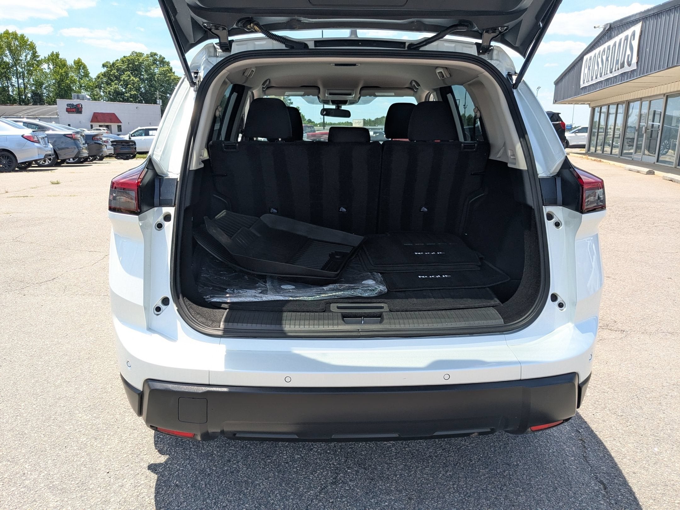 2025 Nissan Rogue S FWD