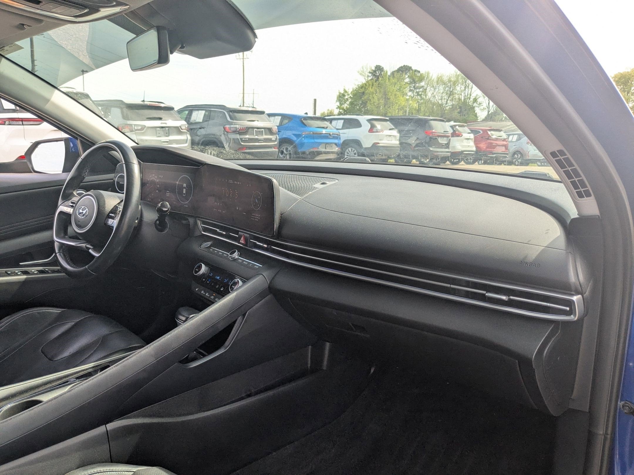 2022 Hyundai Elantra Limited