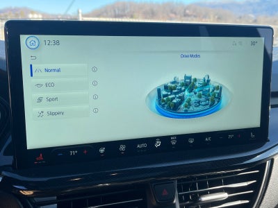 2026 Ford Escape ST-Line Elite