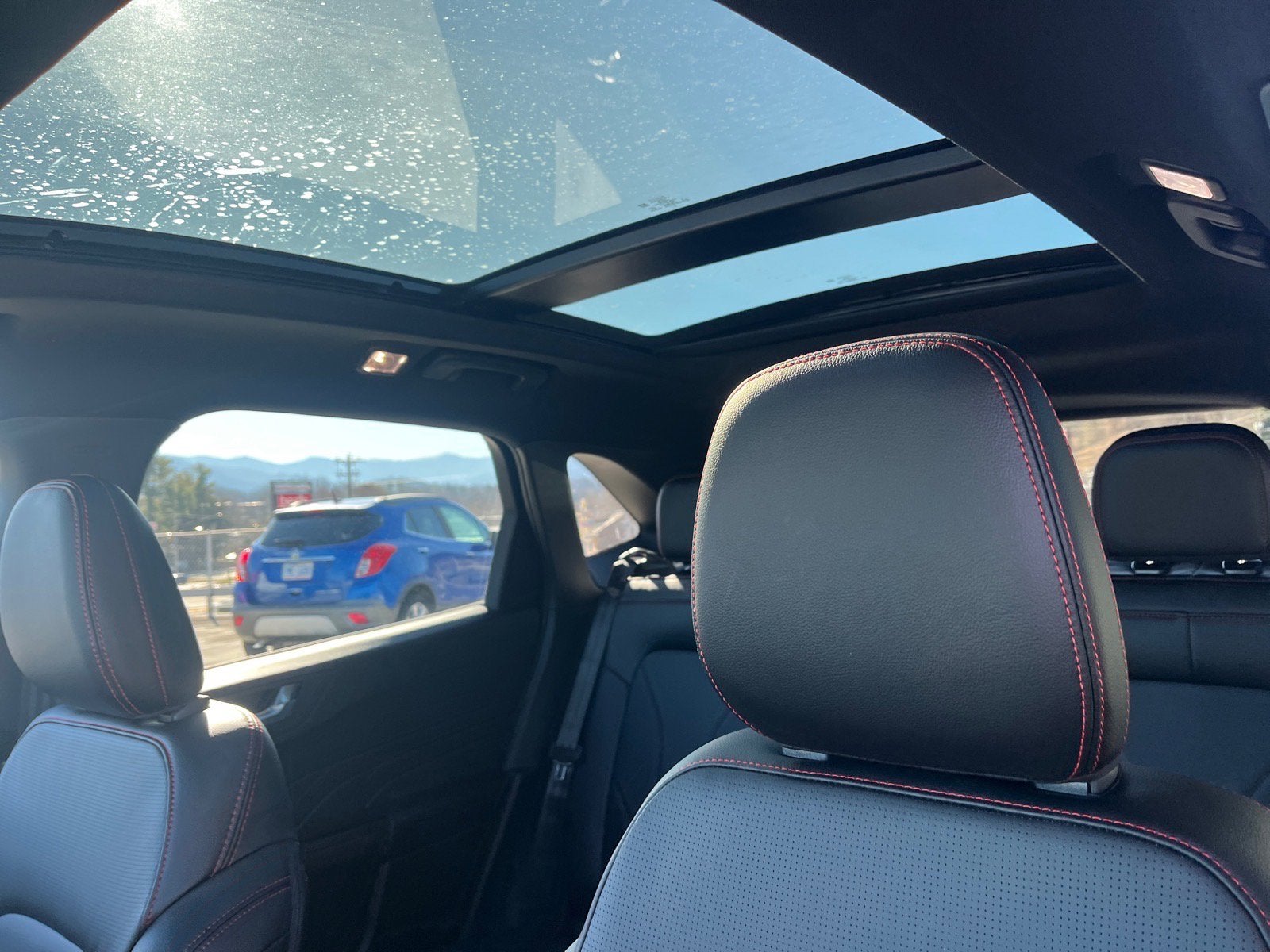 2026 Ford Escape ST-Line Elite