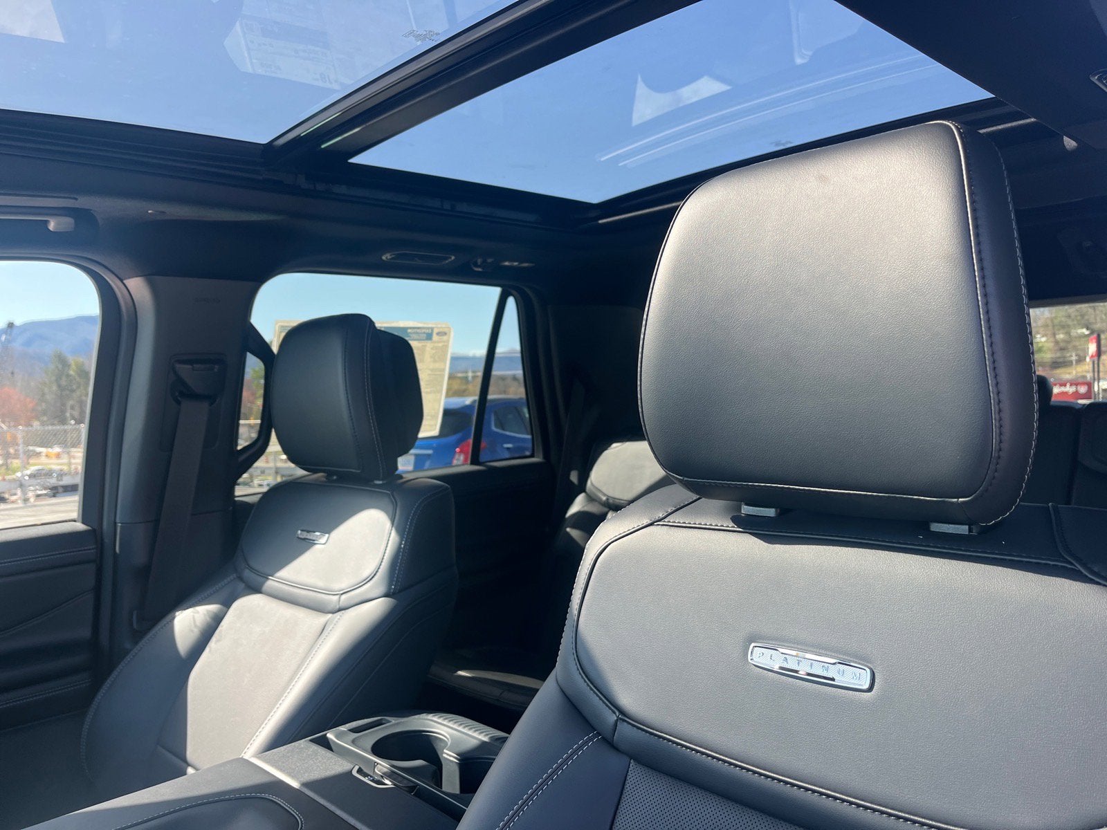 2026 Ford Expedition Platinum