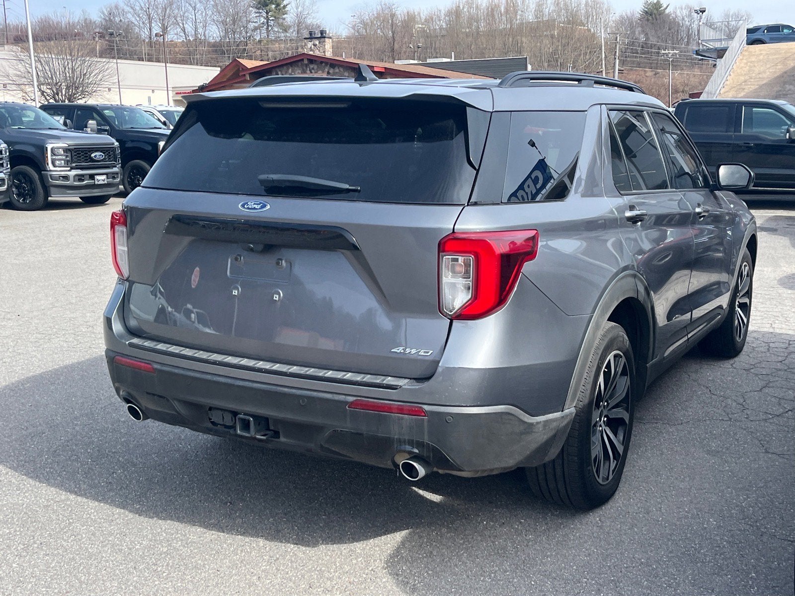2022 Ford Explorer ST-Line