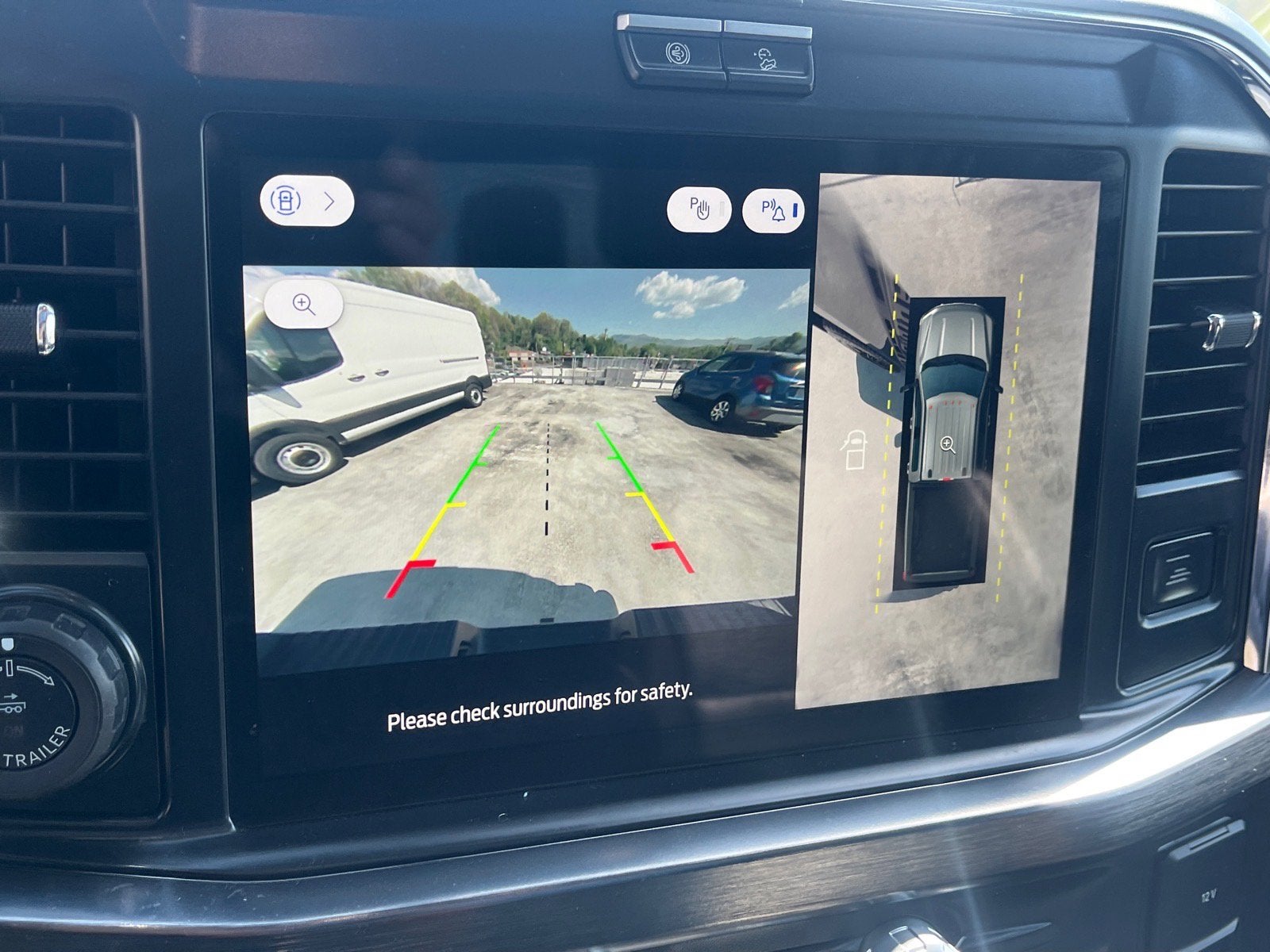 2025 Ford Super Duty F-350 SRW LARIAT