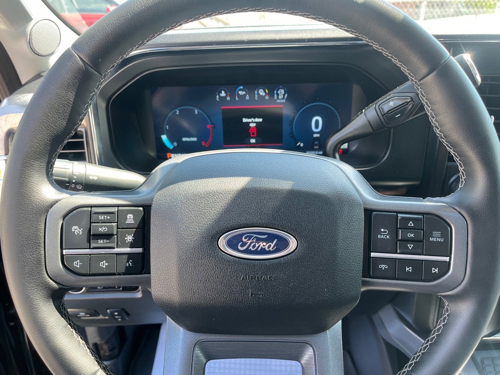 2025 Ford Super Duty F-350 SRW LARIAT